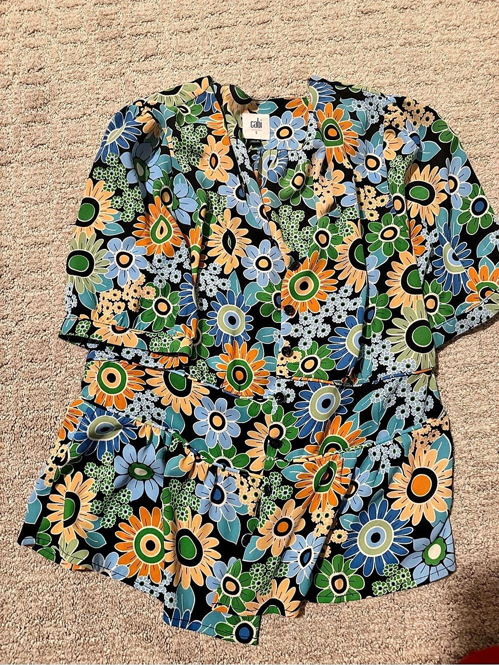 cabi Happy Top